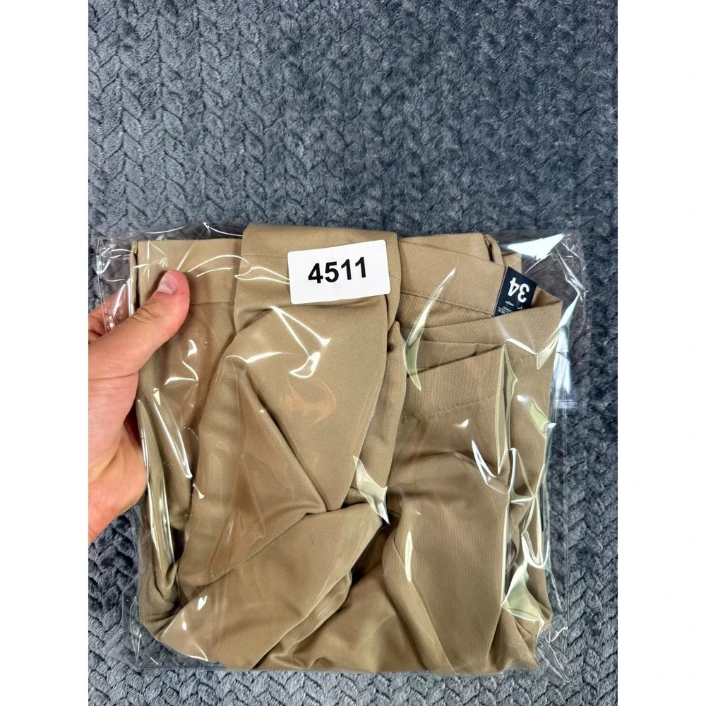Roundtree & Yorke Travelsmart Chino Shorts Mens 34 Beige Flat Front Classic Fit